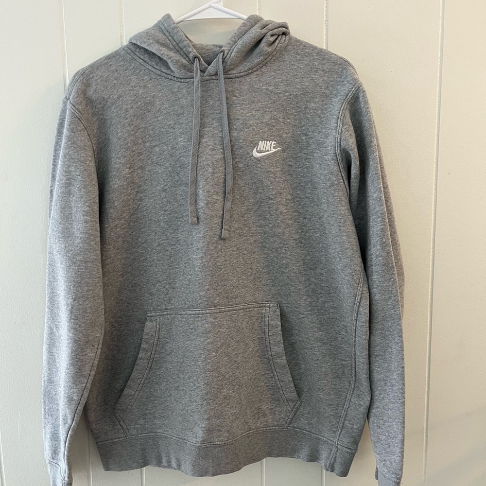 Nike Men's Grey Hoodie